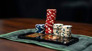 Захоплюючий Світ Казино Покеру на Реальні Гроші